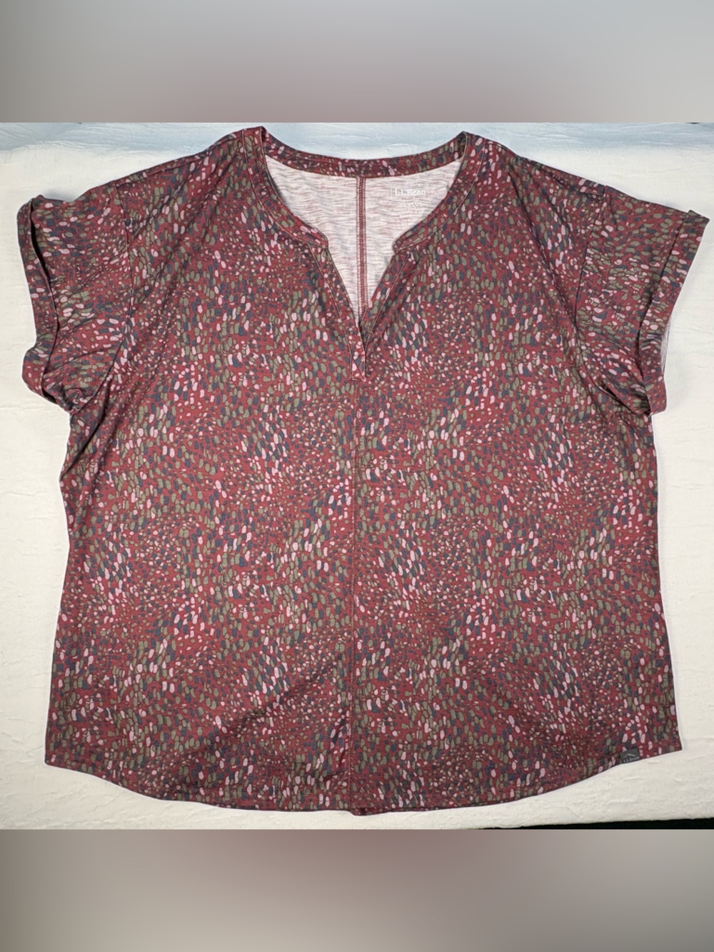L.L. Bean women’s Burgundy Multi-Dot Split-Neck Blouse 3XL Lightweight